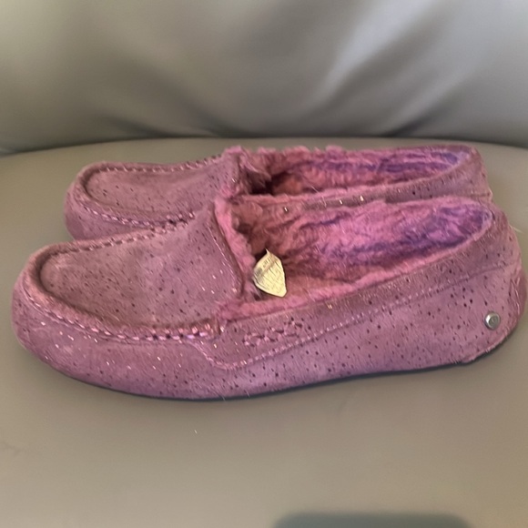 Ugg slippers - Picture 4 of 5